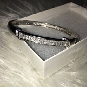Cubic zirconia bracelet